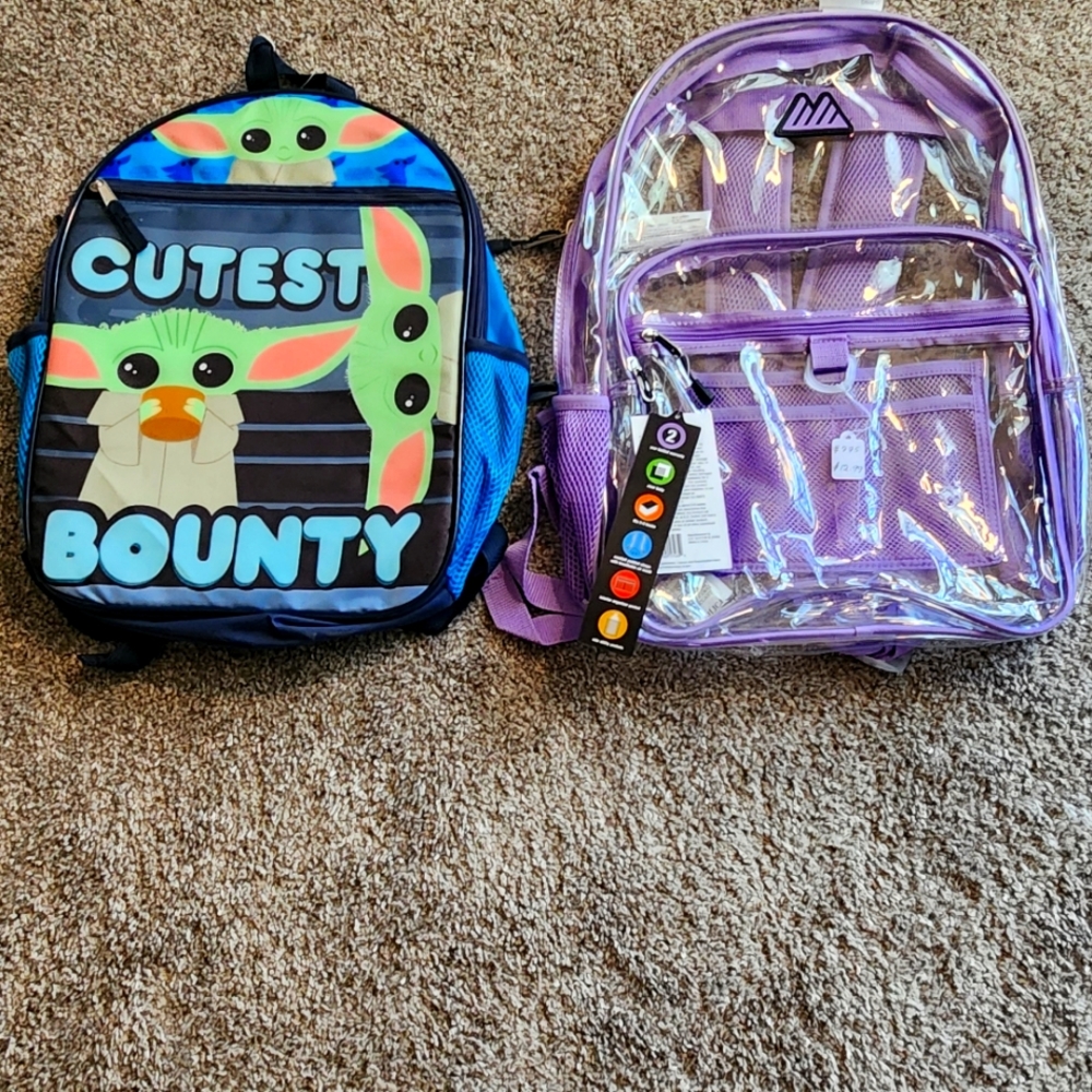Mochilas each $8